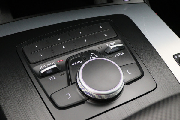 Audi Q5 55 TFSI e Quattro Plug-in Hybrid Competition S-Line Leer, Panoramadak, Cruise, Apple Carplay, Bluetooth, LED, Trekhaak, 21"
