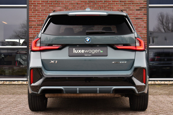 BMW X1 xDrive25e M-Sport Premium 18inch Camera ACC-voorbereiding