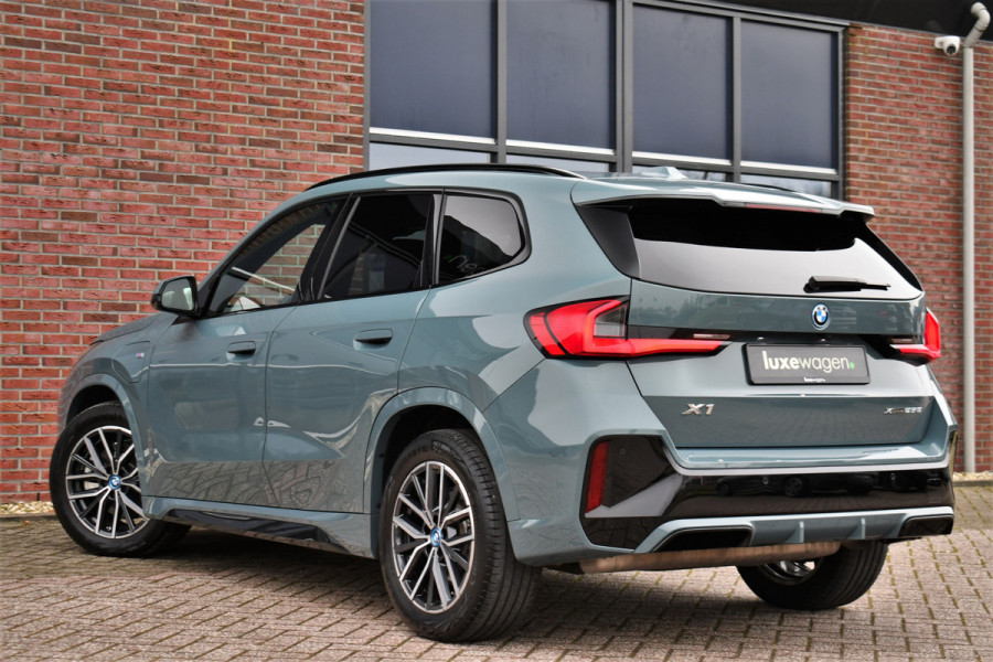 BMW X1 xDrive25e M-Sport Premium 18inch Camera ACC-voorbereiding