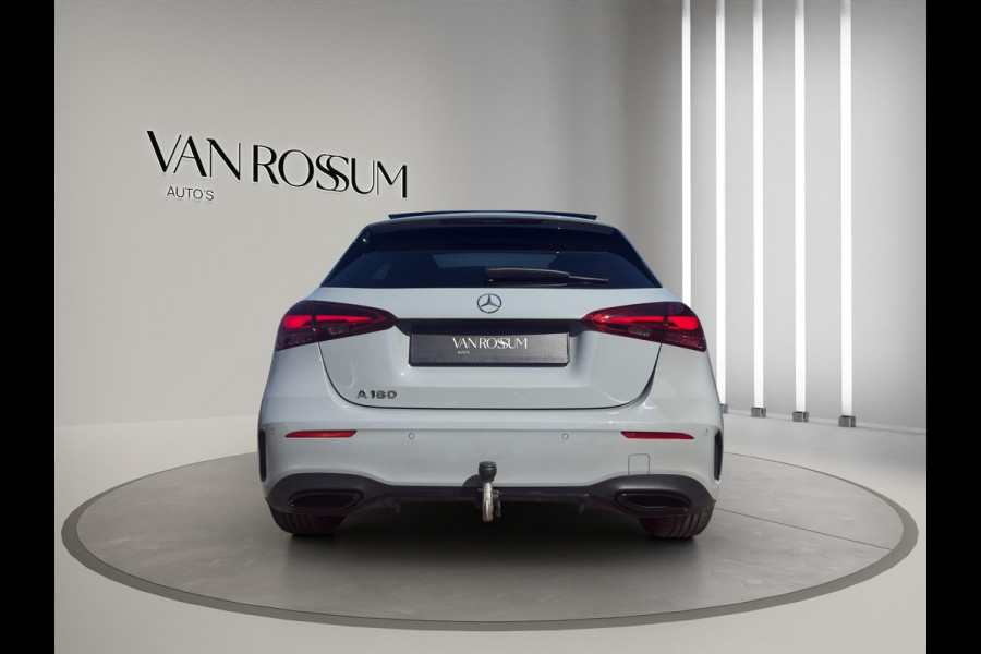 Mercedes-Benz A-Klasse 180 AMG Line | Pano | Sfeer | Stoelverw. | Camera | Trekhaak Electrisch |