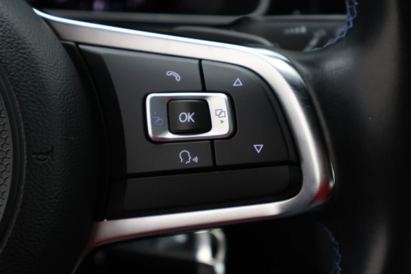 Volkswagen Golf 1.4 TSI PHEV GTE Virtual Cockpit, Apple Carplay, LED, Stoelverwarming, 19"