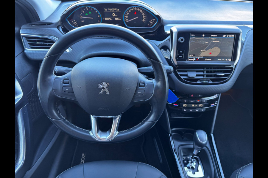 Peugeot 2008 1.2 PureTech Allure | Automaat | Trekhaak | Distributieriem vervangen| Parkeersensoren | Climate Control