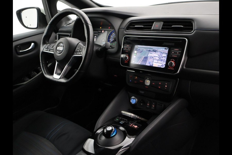 Nissan Leaf N-CONNECTA 40 kWh + 360 CAMERA | STOELVERW. | CARPLAY | NAVIGATIE | 17 INCH | STUURVERWARMING