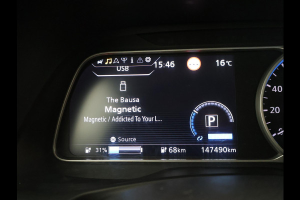 Nissan Leaf N-CONNECTA 40 kWh + 360 CAMERA | STOELVERW. | CARPLAY | NAVIGATIE | 17 INCH | STUURVERWARMING