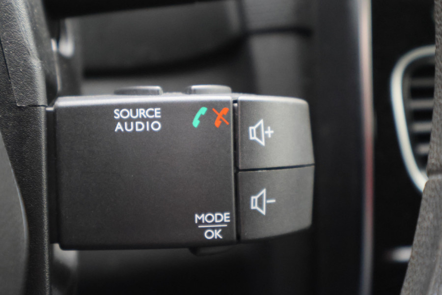 Renault Clio Estate 0.9 TCe Zen LED, Apple Carplay, DAB, Airco, Cruise