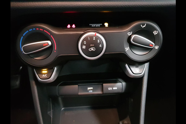 Kia Picanto 1.0 DPi Automaat DynamicLine Kia Picanto 1.0 DPi DynamicLine | Navigatie | Apple Carplay/Android Auto | Airco | Camera | DAB | Lichtmetalen velgen | Bluetooth