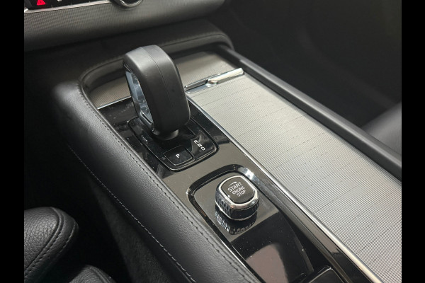 Volvo XC90 2.0 T8 Recharge AWD Plus Dark |Pano | 7pers | White Metallic | 360camera | Harman Kardon | All season |