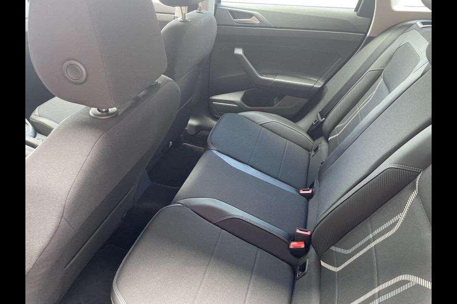 Volkswagen Taigo 1.0 TSI 110pk DSG Style | Navigatie | Apple Carplay / Android Auto | Parkeersensoren | Camera | Park Assist | Adaptive Cruise Control | Virtual Cockpit | Stoelverwarming | Ledverlichting | Climate Control