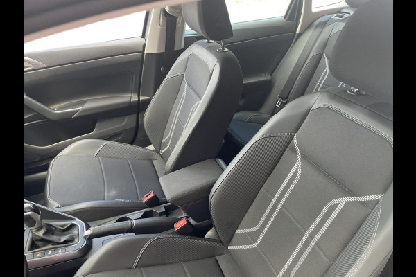 Volkswagen Taigo 1.0 TSI 110pk DSG Style | Navigatie | Apple Carplay / Android Auto | Parkeersensoren | Camera | Park Assist | Adaptive Cruise Control | Virtual Cockpit | Stoelverwarming | Ledverlichting | Climate Control