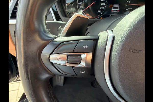 BMW 3-serie 320i Luxury Edition| M-Stuur | Leder | CarPlay | Schuifdak