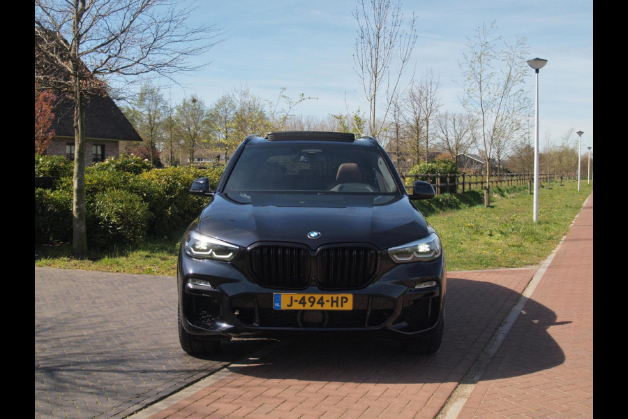 BMW X5 xDrive45e High Executive | M-Pakket | Panoramadak | 360 Camera | Sfeerverlichting | Apple Carplay |
