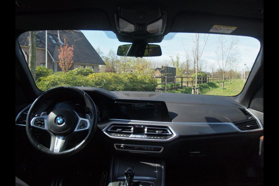 BMW X5 xDrive45e High Executive | M-Pakket | Panoramadak | 360 Camera | Sfeerverlichting | Apple Carplay |
