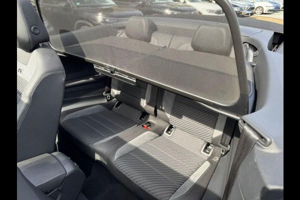 Volkswagen T-Roc Cabrio 1.5 TSI 150PK DSG R-LINE SPORT TREKHAAK/NAVI/ACC/PDC