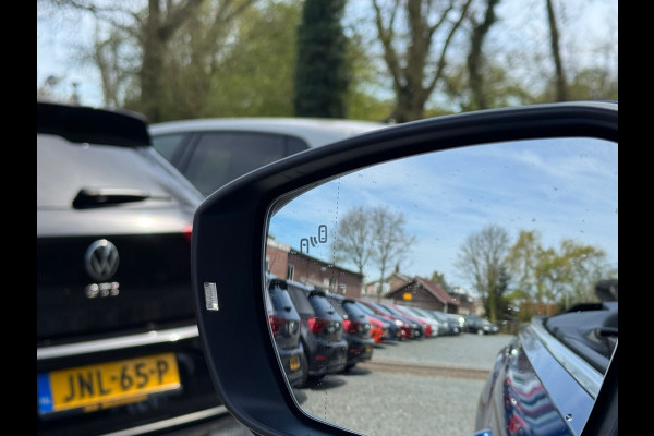 Volkswagen T-Roc Cabrio 1.5 TSI 150PK DSG R-LINE SPORT TREKHAAK/NAVI/ACC/PDC