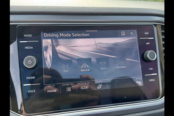 Volkswagen T-Roc Cabrio 1.5 TSI 150PK DSG R-LINE SPORT TREKHAAK/NAVI/ACC/PDC