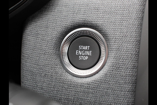 Mitsubishi Colt 1.6 HEV Automaat Intense | Navigatie | Apple Carplay/Android Auto | Camera | Climate Control | Cruise Control | Lichtmetalen velgen | Extra Getint Glas | Digitale Cockpit