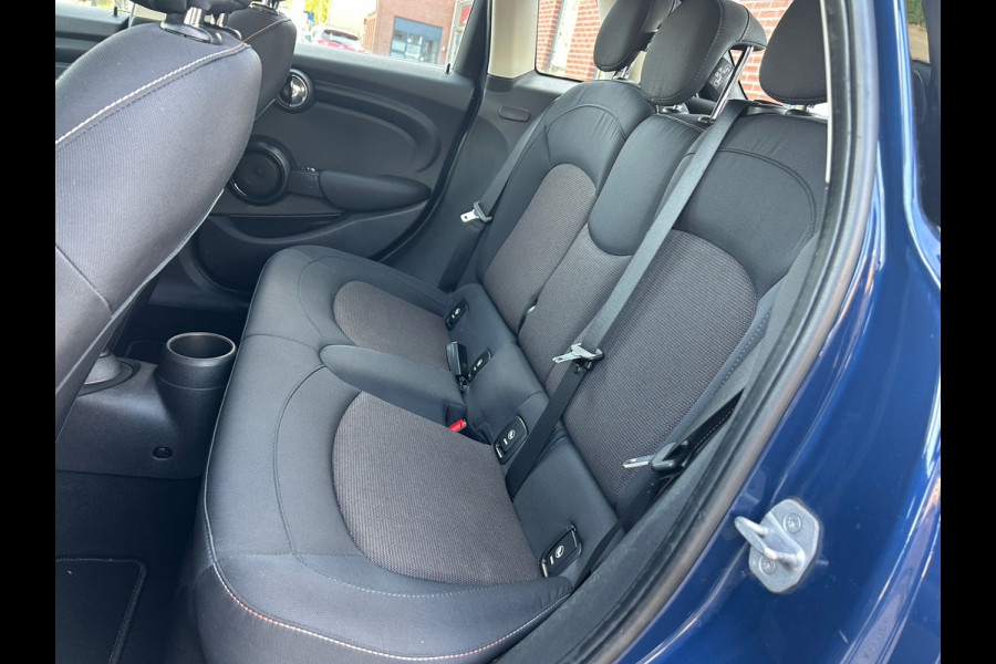 MINI Mini 1.5 Cooper Serious Business NAVI LED 1e EIG RIJKLAARPRIJS