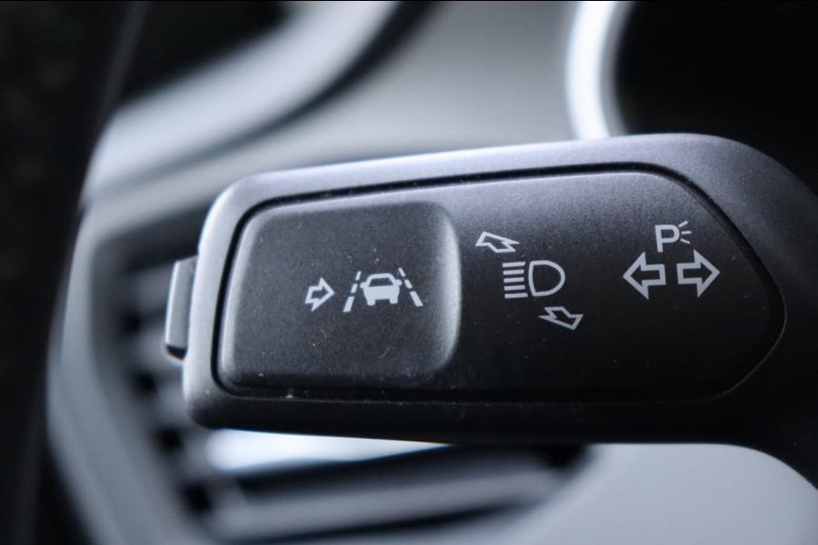 Ford Focus 1.0 EcoBoost Hybrid Trend Edition Business org.NL a.camera