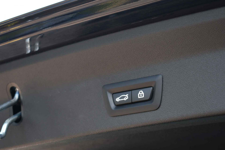 BMW X3 xDrive30e M-Sport Pano Trekh El-zetel HUD 360 H/K Adp-demping