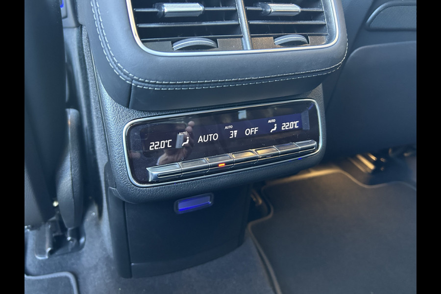 Mercedes-Benz GLE 400e 4Matic AMG // Luchtvering // Trekhaak 3300kg // Head-up // Multi Contour stoelen // Softclose // Alcantara Hemel // 360 Cam