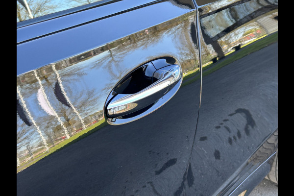 Mercedes-Benz GLE 400e 4Matic AMG // Luchtvering // Trekhaak 3300kg // Head-up // Multi Contour stoelen // Softclose // Alcantara Hemel // 360 Cam