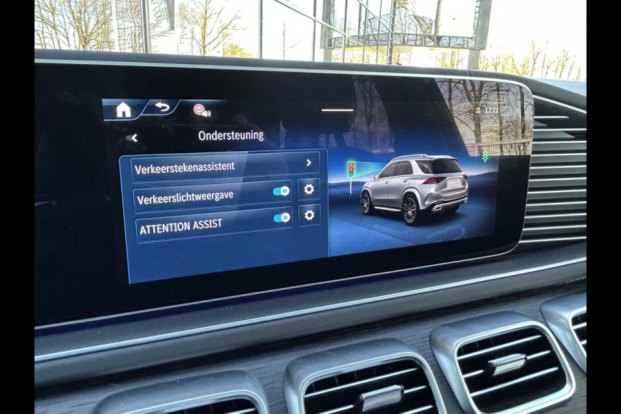 Mercedes-Benz GLE 400e 4Matic AMG // Luchtvering // Trekhaak 3300kg // Head-up // Multi Contour stoelen // Softclose // Alcantara Hemel // 360 Cam