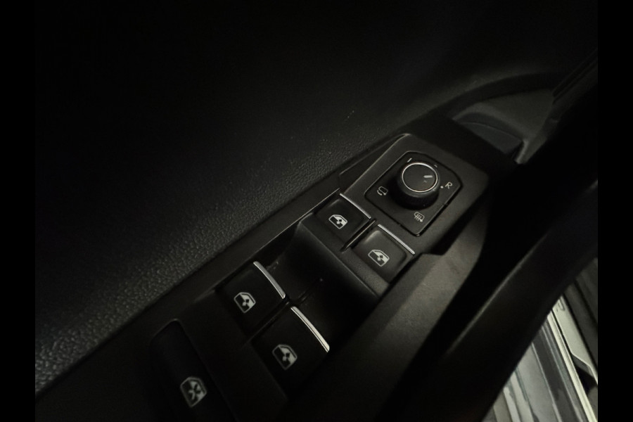 Volkswagen Polo 1.0 TSI R-Line Business Pano|IQ|Keyless|BTW