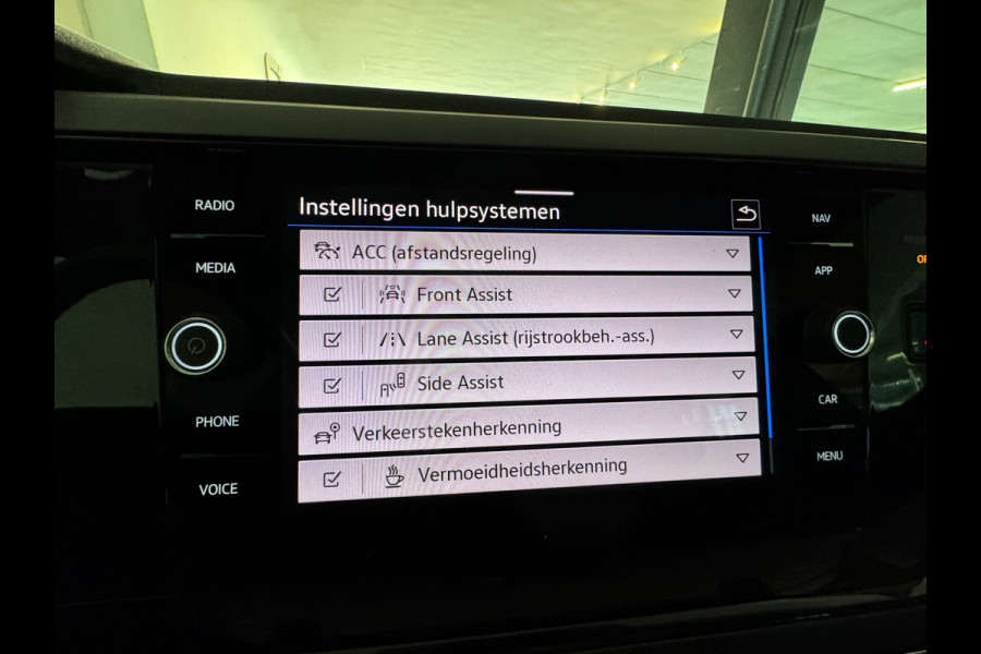 Volkswagen Polo 1.0 TSI R-Line Business Pano|IQ|Keyless|BTW