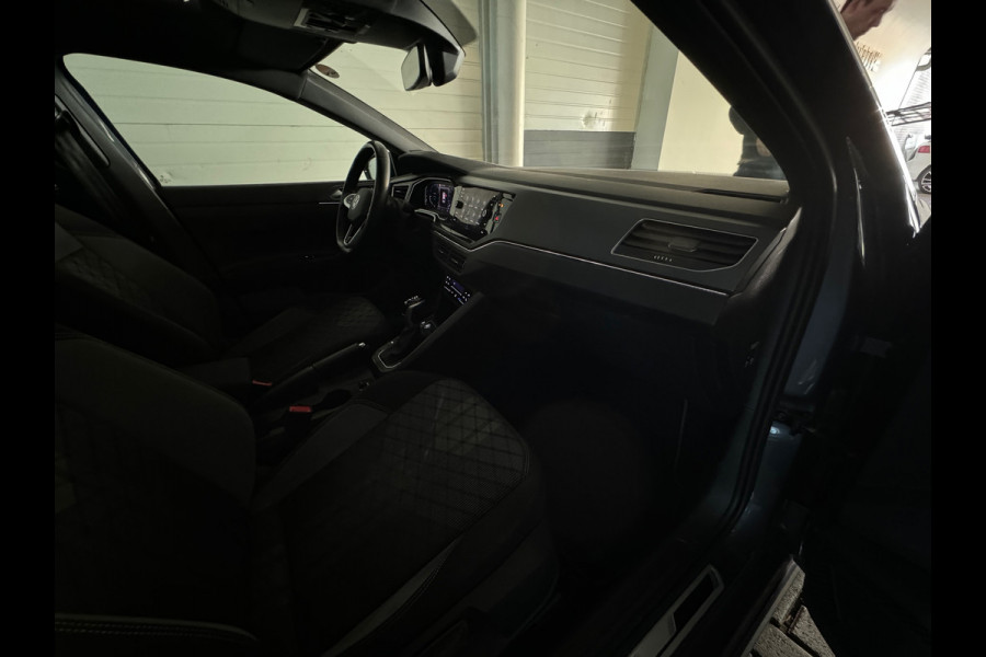 Volkswagen Polo 1.0 TSI R-Line Business Pano|IQ|Keyless|BTW