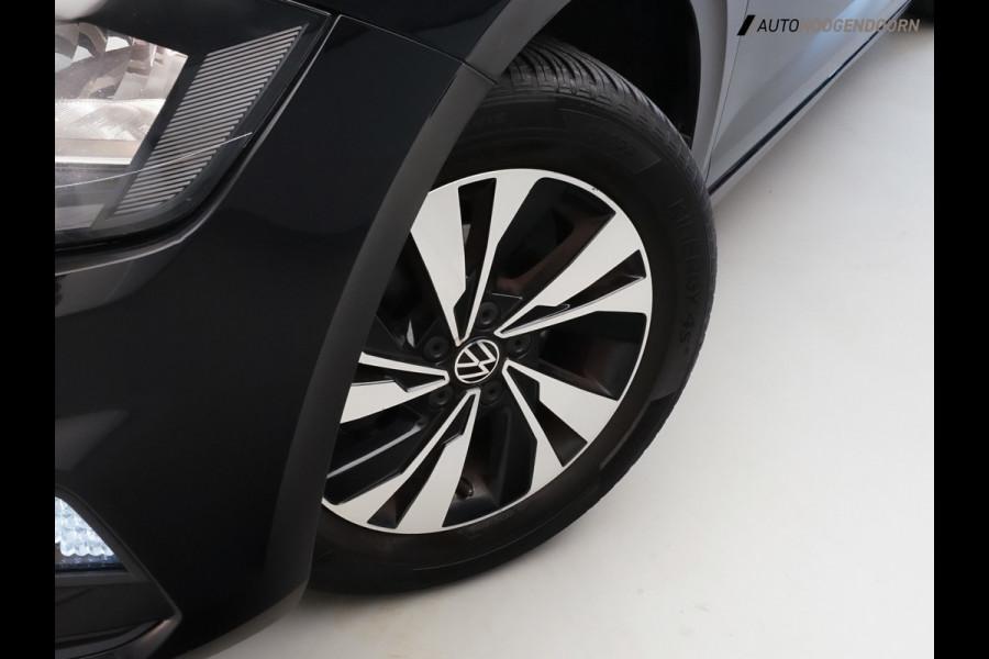 Volkswagen Polo 1.0 TSI Comfortline Business Sport (KEYLESS,ACHTERUITRIJCAMERA,DIGI,APPLE CARPLAY,LM-VELGEN,ADAPTIVE,TOPCONDITIE)