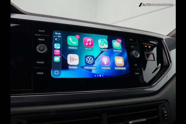 Volkswagen Polo 1.0 TSI Comfortline Business Sport (KEYLESS,ACHTERUITRIJCAMERA,DIGI,APPLE CARPLAY,LM-VELGEN,ADAPTIVE,TOPCONDITIE)