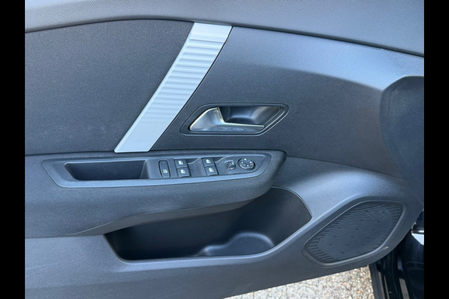 Citroën C4 1.2 PureTech Feel 131Pk Automaat| Airco | Navigatie | Cruise control | Camera | 18".