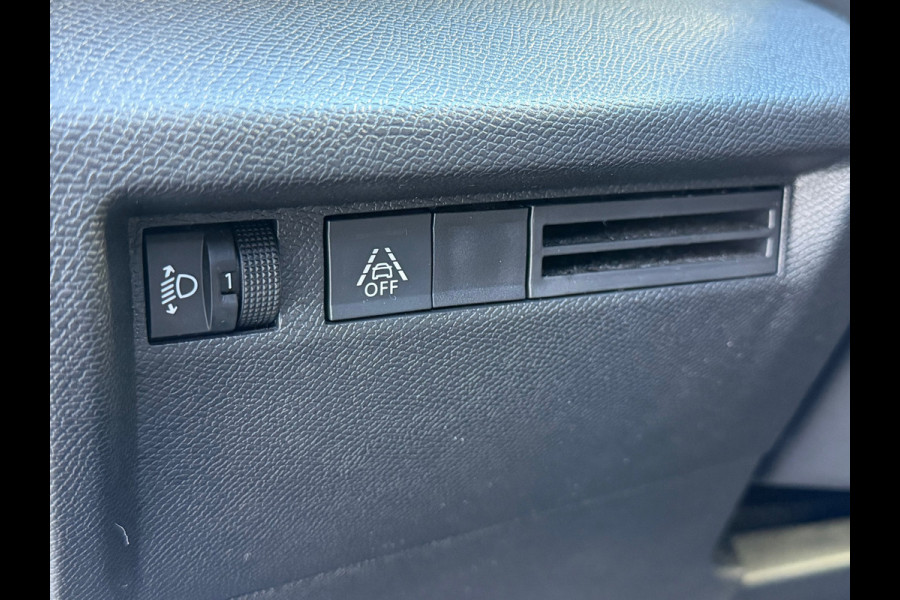 Citroën C4 1.2 PureTech Feel 131Pk Automaat| Airco | Navigatie | Cruise control | Camera | 18".