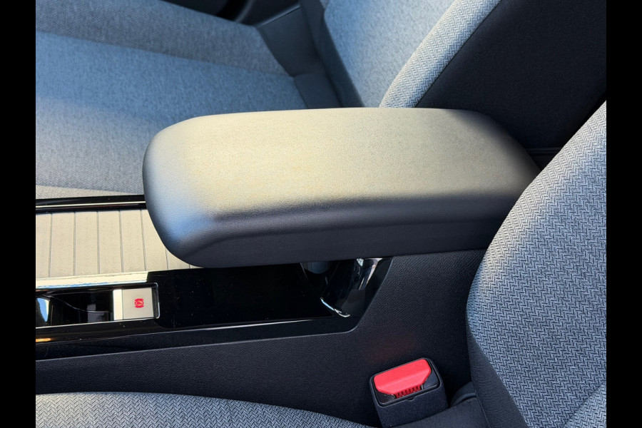 Citroën C4 1.2 PureTech Feel 131Pk Automaat| Airco | Navigatie | Cruise control | Camera | 18".