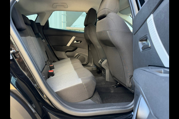 Citroën C4 1.2 PureTech Feel 131Pk Automaat| Airco | Navigatie | Cruise control | Camera | 18".