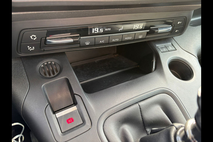 Citroën Berlingo 1.2 PureTech Shine PANO CAMERA STOELVERWARMING FULL OPTIES! GRANTANTIE