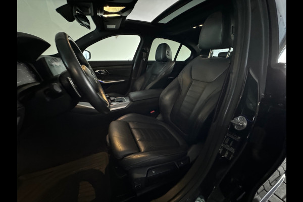 BMW 3-serie 330i High Executive M Sport Pano|HuD|Sfeer|NAP