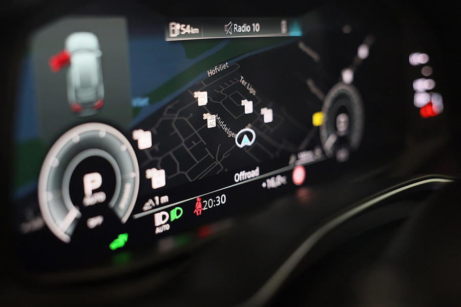 Audi A6 Avant 55 TFSI e Quattro RS6 Look / RS Zetels / Head Up / Carbon / Leder / Memory / B&O / 360 Camera / Open Pano / 22 Inch