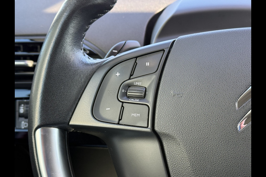 Citroën C4 Spacetourer BWJ 2021 | 1.2T Business AUTOMAAT | TREKHAAK | EL KOFFERKLEP | CAMERA A | 17'' LMV | PDC 2X | PARK PILOT | NAVI | CLIMA |