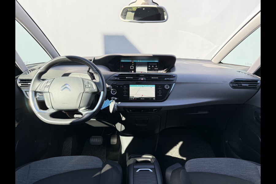 Citroën C4 Spacetourer BWJ 2021 | 1.2T Business AUTOMAAT | TREKHAAK | EL KOFFERKLEP | CAMERA A | 17'' LMV | PDC 2X | PARK PILOT | NAVI | CLIMA |