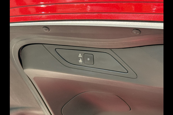 Citroën C4 Spacetourer BWJ 2021 | 1.2T Business AUTOMAAT | TREKHAAK | EL KOFFERKLEP | CAMERA A | 17'' LMV | PDC 2X | PARK PILOT | NAVI | CLIMA |