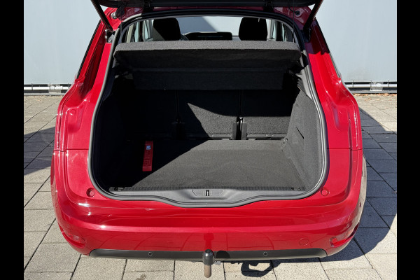 Citroën C4 Spacetourer BWJ 2021 | 1.2T Business AUTOMAAT | TREKHAAK | EL KOFFERKLEP | CAMERA A | 17'' LMV | PDC 2X | PARK PILOT | NAVI | CLIMA |