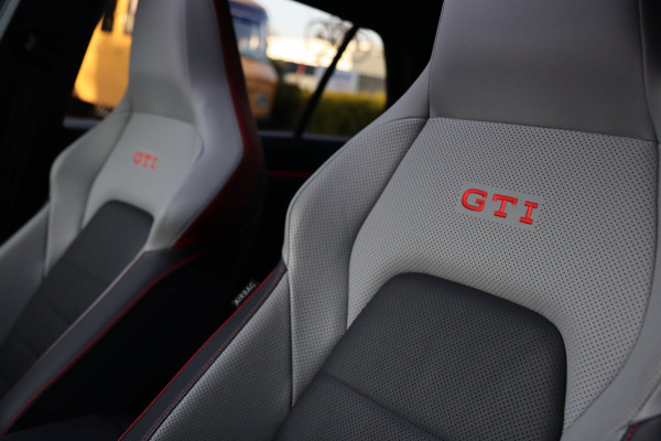 Volkswagen Golf 2.0 TSI GTI Clubsport Nürburgring / PANO / HK / MEMORY / HUD / IQ / ACC / LEDER