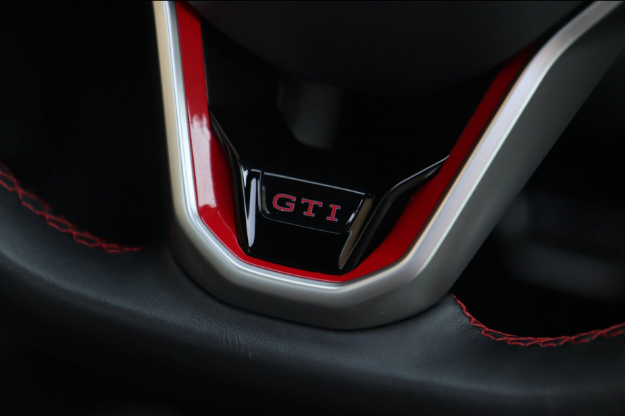 Volkswagen Golf 2.0 TSI GTI Clubsport Nürburgring / PANO / HK / MEMORY / HUD / IQ / ACC / LEDER