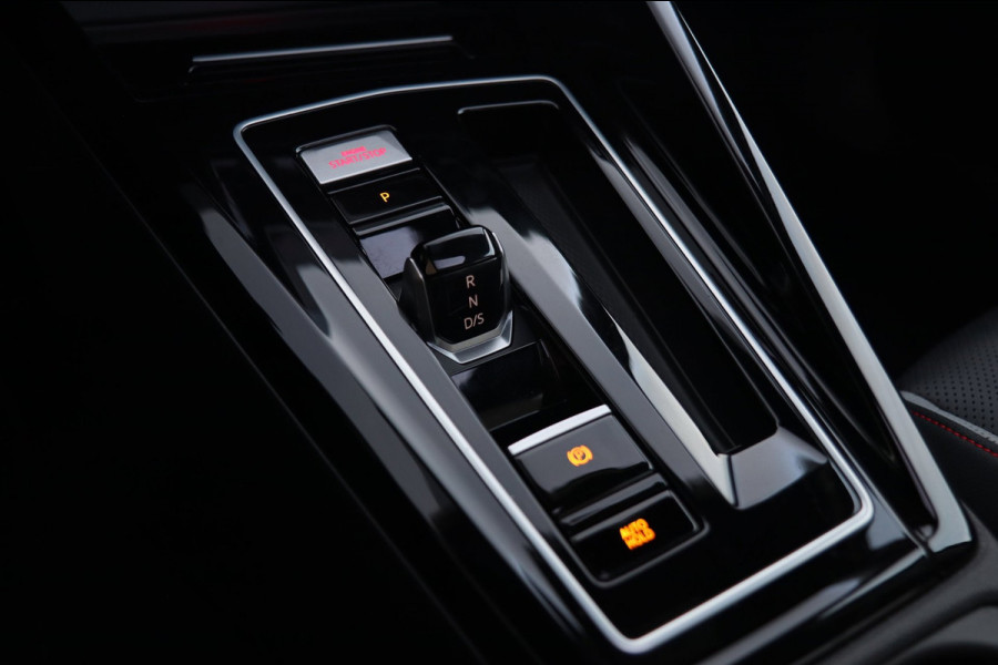 Volkswagen Golf 2.0 TSI GTI Clubsport Nürburgring / PANO / HK / MEMORY / HUD / IQ / ACC / LEDER