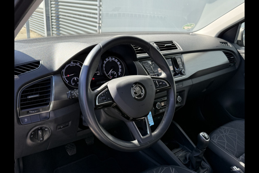 Škoda Fabia BWJ 2019 | 1.0TSI 96PK Clever | TREKHAAK | CLIMA | NAVIGATIE | CRUISE | PDC | LICHTMETAAL | CARPLAY |