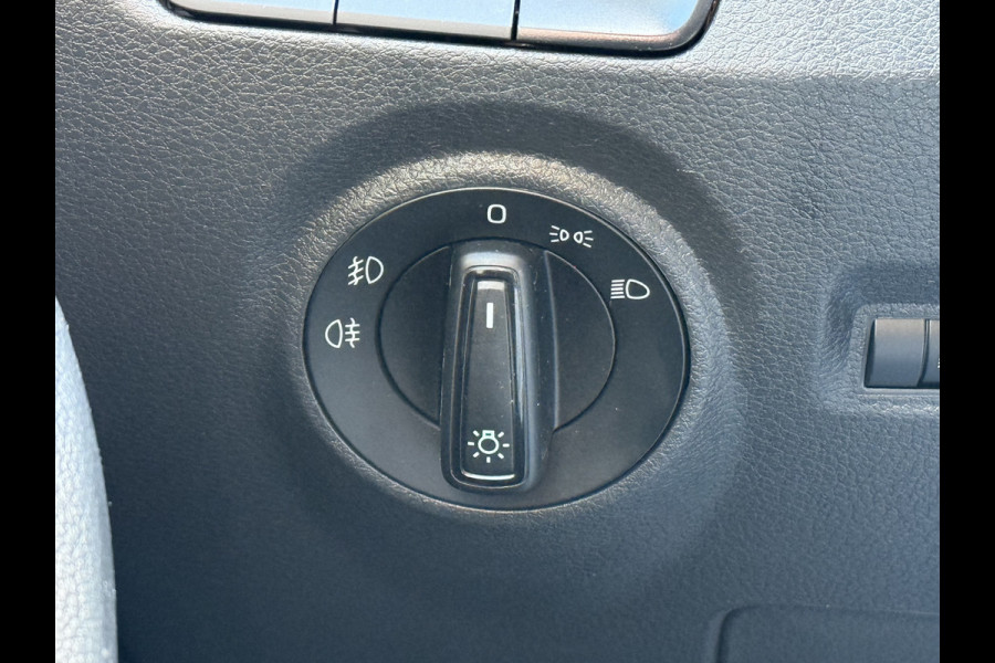 Škoda Fabia BWJ 2019 | 1.0TSI 96PK Clever | TREKHAAK | CLIMA | NAVIGATIE | CRUISE | PDC | LICHTMETAAL | CARPLAY |