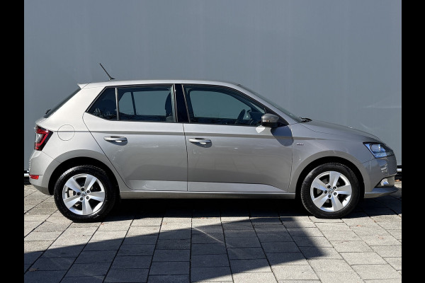 Škoda Fabia BWJ 2019 | 1.0TSI 96PK Clever | TREKHAAK | CLIMA | NAVIGATIE | CRUISE | PDC | LICHTMETAAL | CARPLAY |