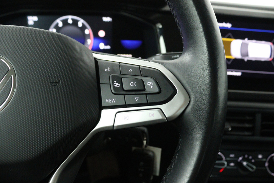 Volkswagen Polo 1.0 TSI Life (NAVIGATIE, CARPLAY, CRUISE CONTROL ADAPTIEF, PARKEERSENSOREN)