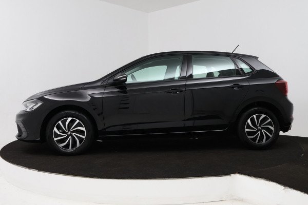 Volkswagen Polo 1.0 TSI Life (PARKEERSENSOREN, DIGITALE COCKPIT, CRUISE ADAPTIEF, CARPLAY)